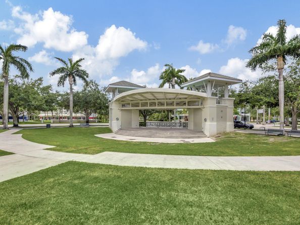 2710 W Mallory Boulevard, Jupiter FL 33458