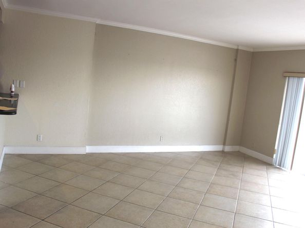 2900 NE 30th Street A8, Fort Lauderdale FL 33306