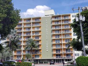 2900 NE 30th Street A8, Fort Lauderdale FL 33306
