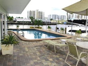 2900 NE 30th Street A8, Fort Lauderdale FL 33306