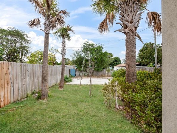 607 N F Street, Lake Worth Beach FL 33460