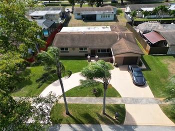 11420 NW 18th St