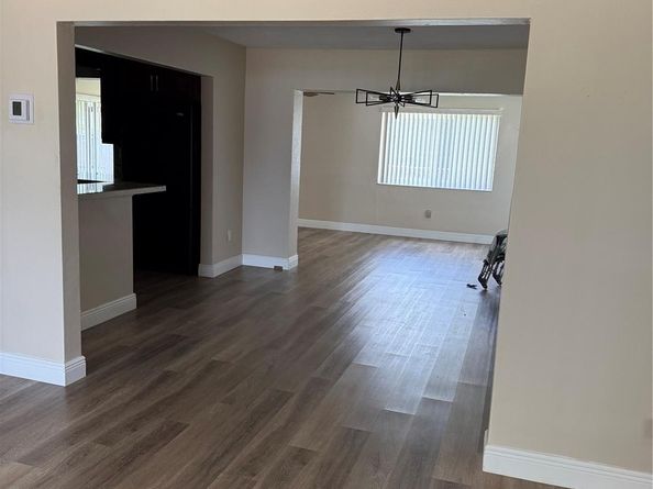 11420 NW 18th St, Pembroke Pines FL 33026