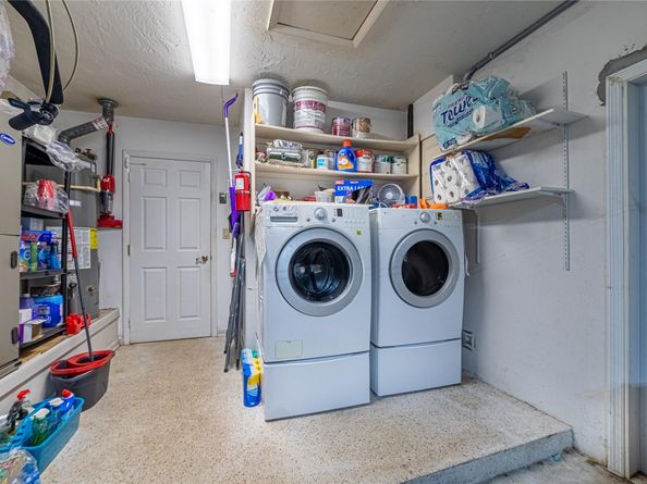 11420 NW 18th St, Pembroke Pines FL 33026