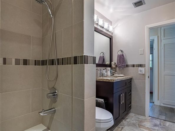 11420 NW 18th St, Pembroke Pines FL 33026