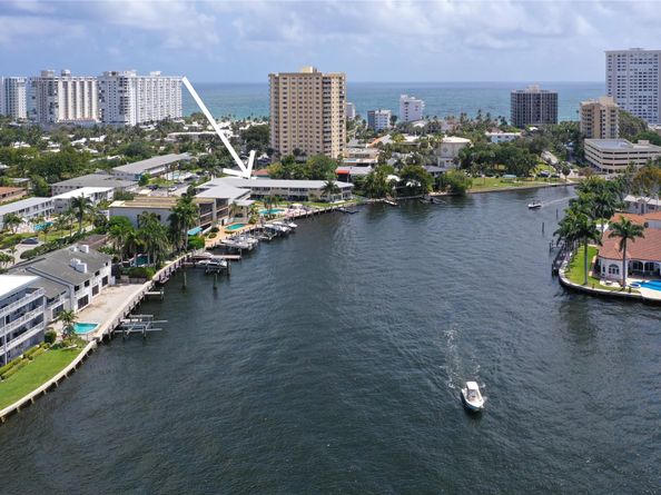3216 SE 12th St 22, Pompano Beach FL 33062