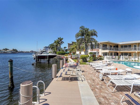 3216 SE 12th St 22, Pompano Beach FL 33062