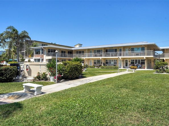 3216 SE 12th St 22, Pompano Beach FL 33062