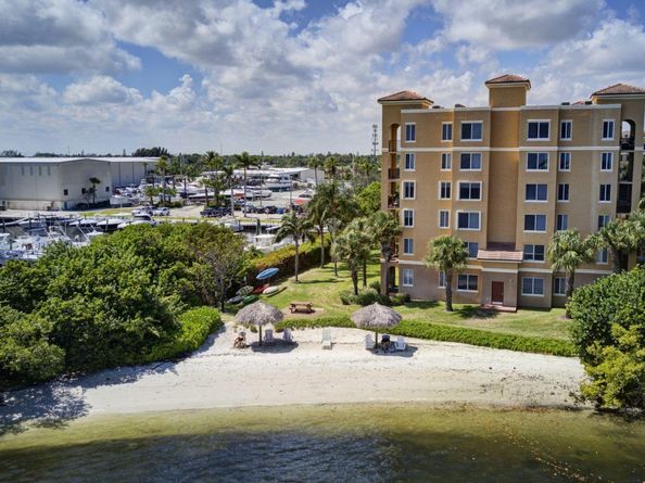 500 Scotia Drive 305, Hypoluxo FL 33462