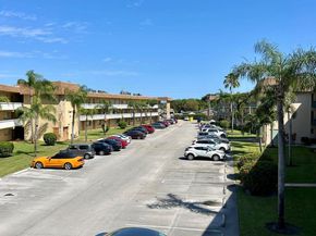 700 Village Green Court 320, Palm Springs FL 33461