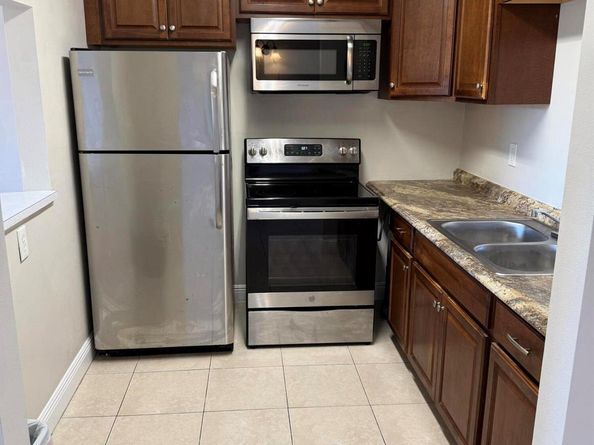 700 Village Green Court 320, Palm Springs FL 33461
