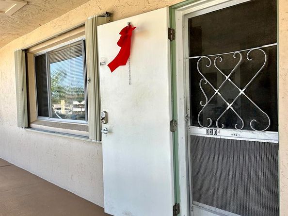 700 Village Green Court 320, Palm Springs FL 33461