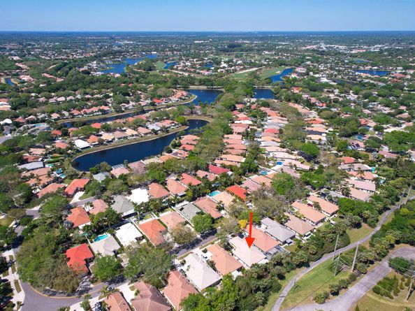 162 E Hampton Way, Jupiter FL 33458