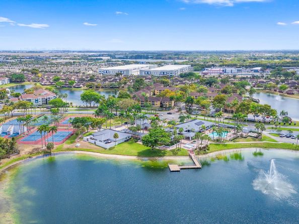 6557 NW 172nd Lane, Hialeah FL 33015