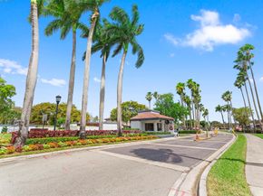 6557 NW 172nd Lane, Hialeah FL 33015