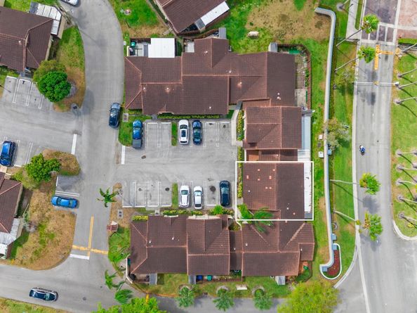 6557 NW 172nd Lane, Hialeah FL 33015