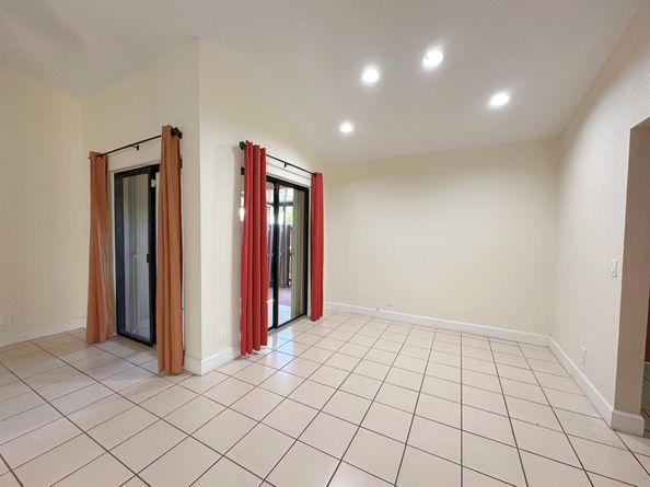 6557 NW 172nd Lane, Hialeah FL 33015