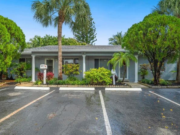 4500 NE 15th Ave, Oakland Park FL 33334