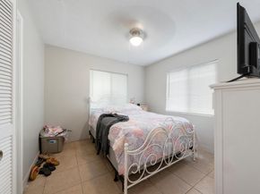 4500 NE 15th Ave, Oakland Park FL 33334