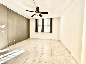 118 NW Royal Park Dr 2E, Oakland Park FL 33309