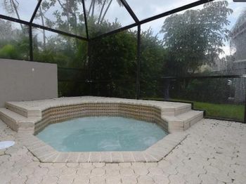 173 NW 118th Dr