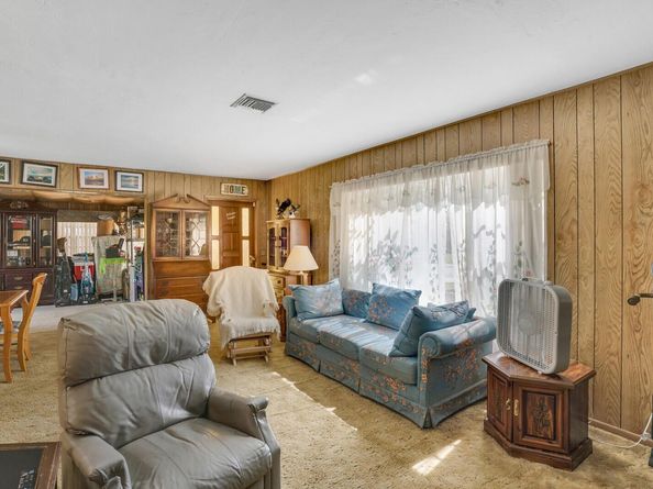 864 Caroline Avenue, West Palm Beach FL 33413