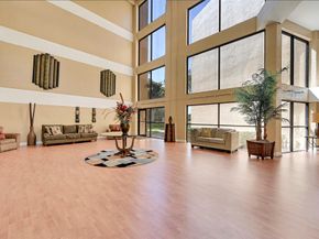 8592 W Sunrise Blvd 206, Plantation FL 33322