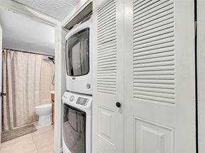 8592 W Sunrise Blvd 206, Plantation FL 33322