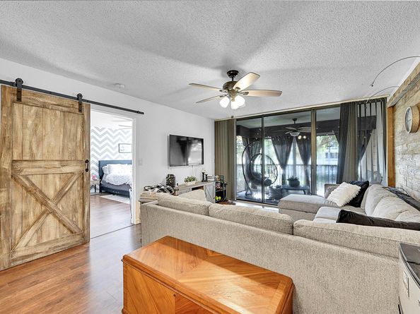 8592 W Sunrise Blvd 206, Plantation FL 33322