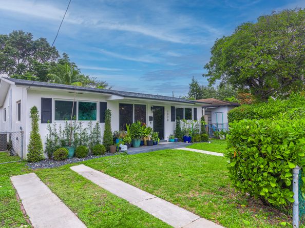 1020 SW 31st Avenue, Miami FL 33135