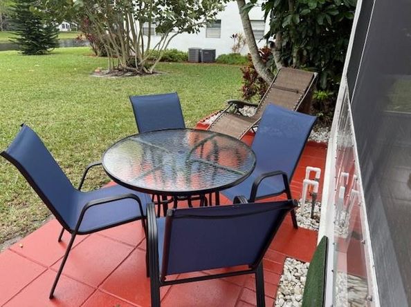 8 Tilford A 8, Deerfield Beach FL 33442