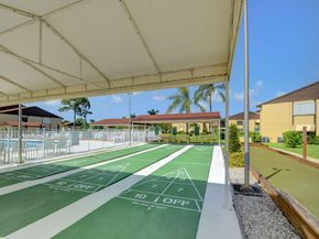 325 Knotty Pine Circle C1, Greenacres FL 33463