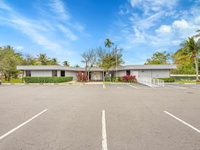 118 Royal Park Dr 4G, Oakland Park FL 33309