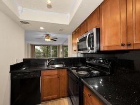 118 Royal Park Dr 4G, Oakland Park FL 33309