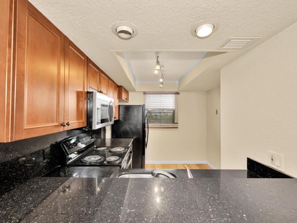 118 Royal Park Dr 4G, Oakland Park FL 33309