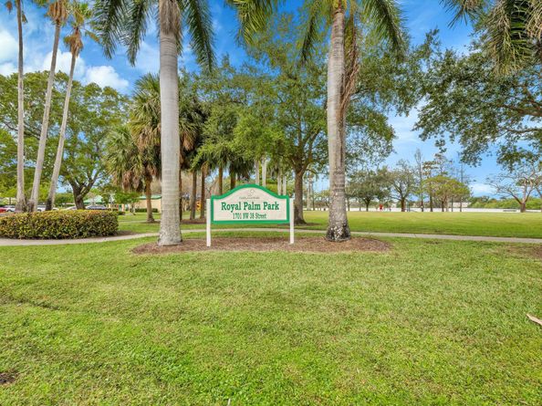 118 Royal Park Dr 4G, Oakland Park FL 33309