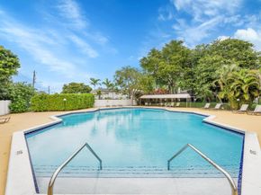 118 Royal Park Dr 4G, Oakland Park FL 33309
