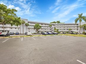 118 Royal Park Dr 4G, Oakland Park FL 33309