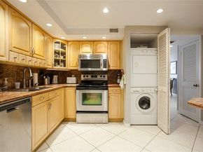 1360 S Ocean Blvd 1003, Pompano Beach FL 33062