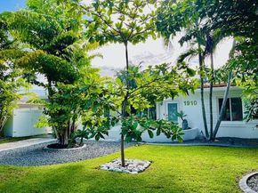 1910 NE 17th Ter, Fort Lauderdale FL 33305
