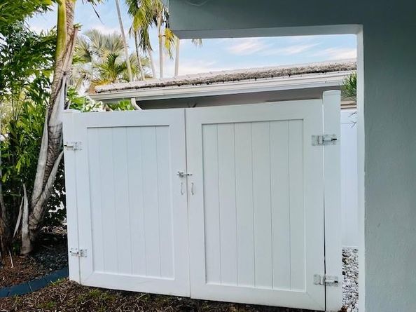 1910 NE 17th Ter, Fort Lauderdale FL 33305