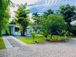1910 NE 17th Ter, Fort Lauderdale FL 33305