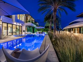 70 Isla Bahia Dr, Fort Lauderdale FL 33316