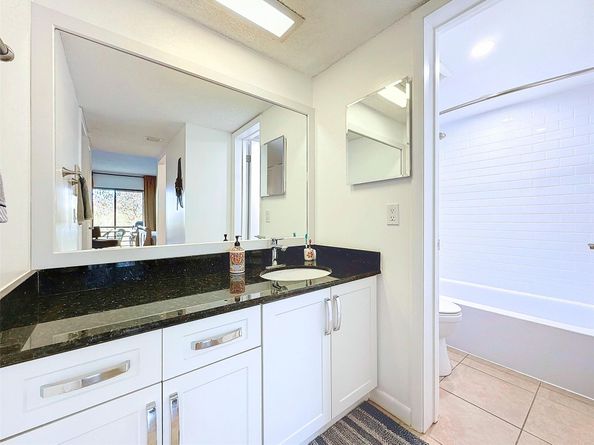 2311 S Cypress Bend Dr 319, Pompano Beach FL 33069