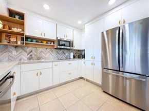 2311 S Cypress Bend Dr 319, Pompano Beach FL 33069