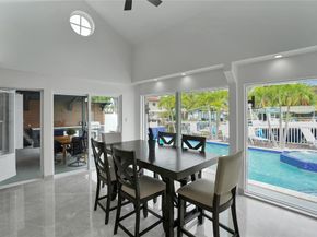2363 SE 15th St, Pompano Beach FL 33062