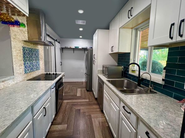 4000 NE 16th Avenue, Oakland Park FL 33334