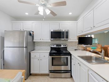 2710 Nassau Bnd