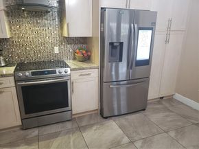 19421 NW 18th Ct, Miami Gardens FL 33056
