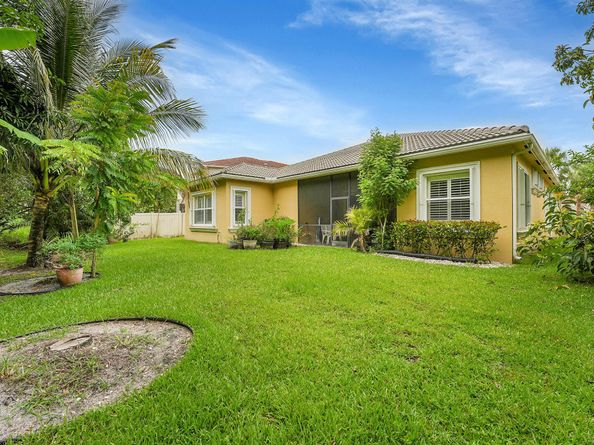 2704 Cooper Way, Wellington FL 33414
